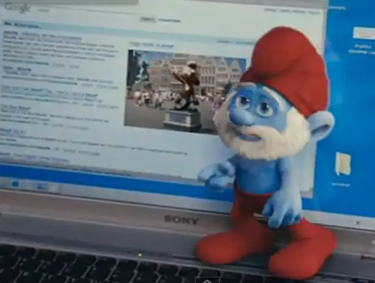 Google hace publicidad tipo PNT en la nueva pelí­cula de Los Pitufos