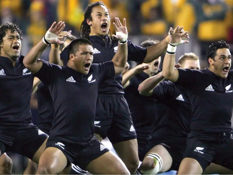 Viene la pelea para el Mundial de Rugby: All Blacks dicen que Inglaterra les copió la camiseta