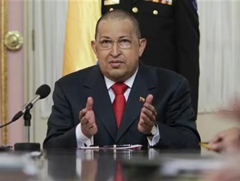 Aseguran que Chávez viajó de urgencia a Cuba porque se agravó su estado de salud