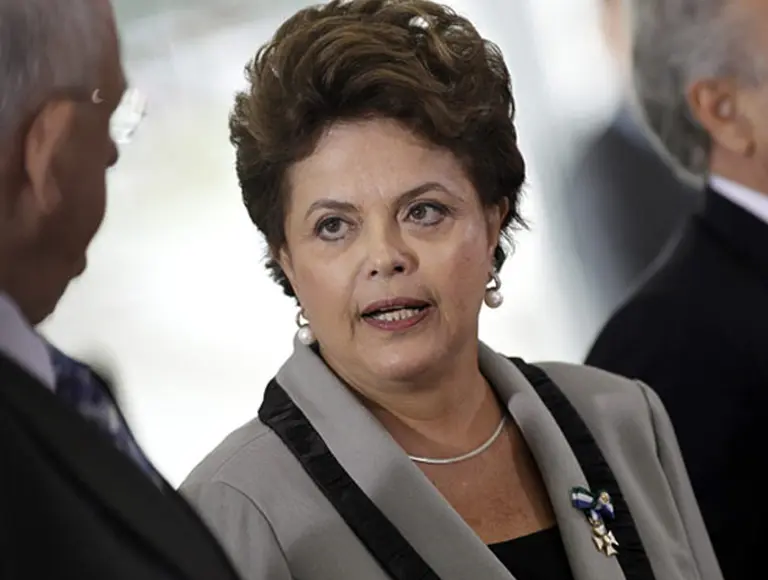 Brasil denunciarí­a a la Argentina por las trabas a las importaciones