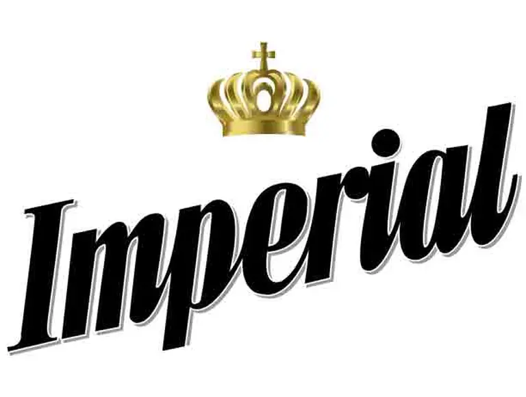 La cerveza Imperial se aggiorna y se mete en el mundo de redes sociales