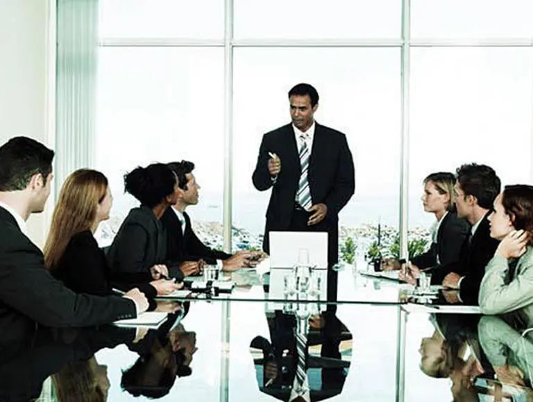 Para el éxito de una empresa, hoy es clave motivación y el trabajo en equipo