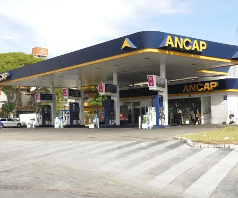 Ancap perdió u$s150 millones en Argentina con su red de estaciones