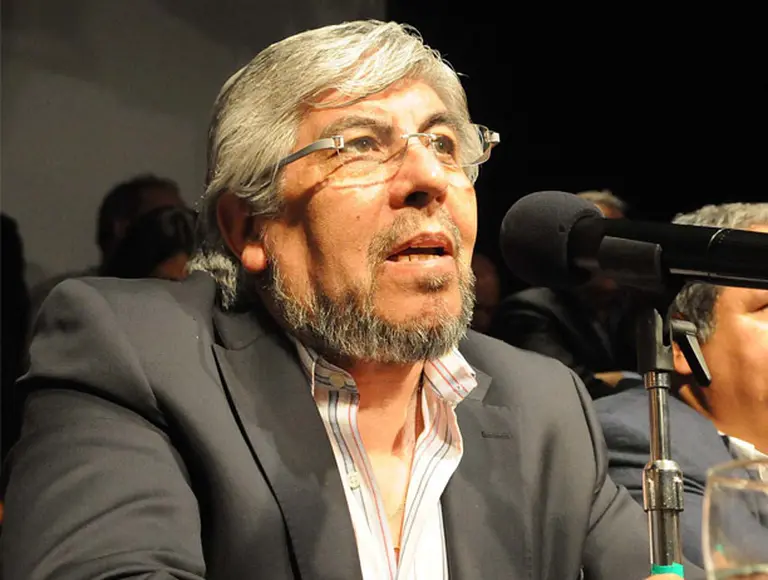 Por la crisis, los gremios aceptan moderar ajustes de salarios y resignar bonus de fin de año