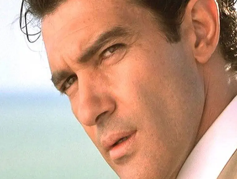 Antonio Banderas lanzó Vibuk en la Argentina, la red social de trabajo para artistas