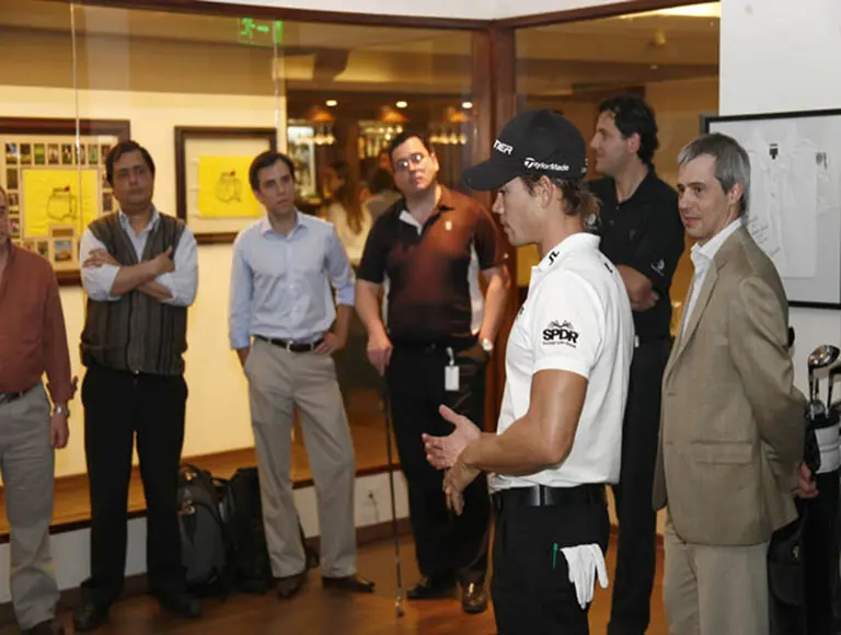 La aseguradora Zurich recurrió al golf para integrar a sus empleados