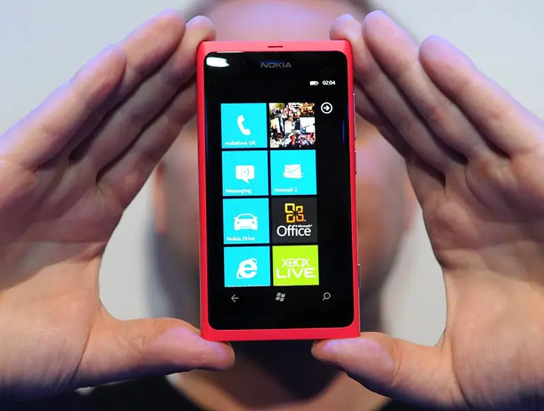 Nokia actualiza el Lumia 800 para mejorar el rendimiento de baterí­a