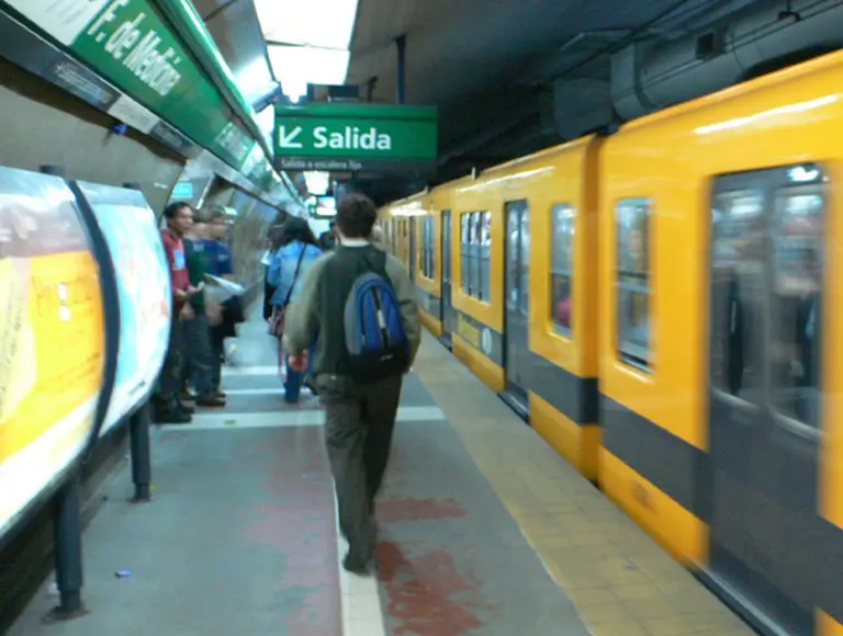 El subte y el Premetro serán transferidos a la Ciudad