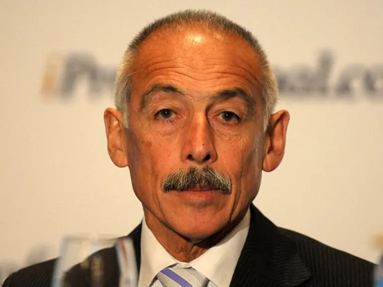 Sbattella dijo que los dólares que están en las cajas de seguridad son "desestabilizadores"