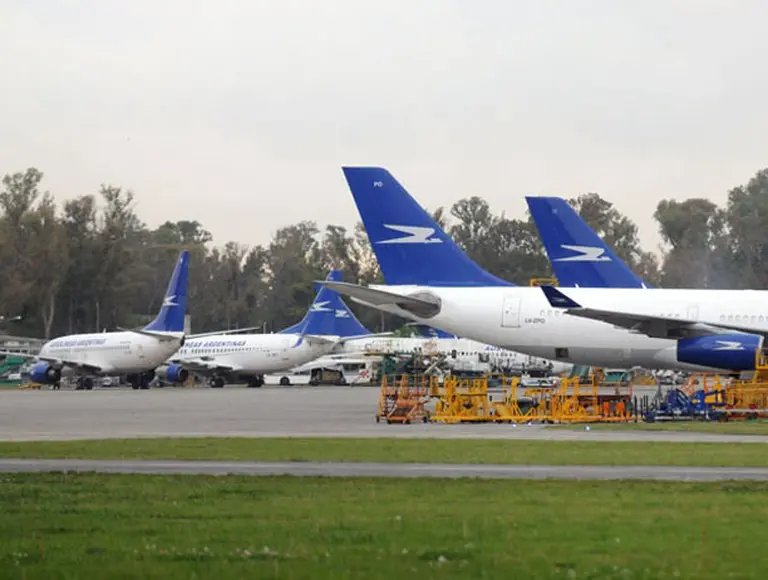 Compañí­as aéreas ofrecen descuentos de hasta el 30% para "motorizar las ventas"