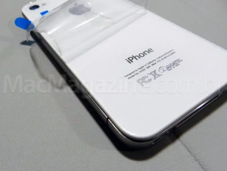 Revelan fotos de los primeros iPhones fabricados en Brasil