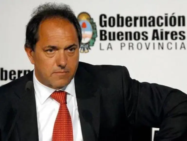 Scioli asumió su segundo mandato al frente de la provincia de Buenos Aires