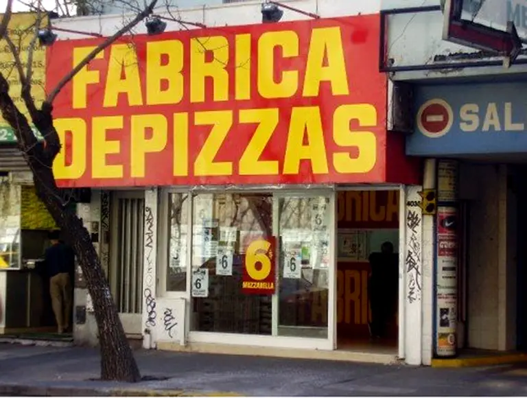 La pizza barata argentina desembarca en la España de la crisis