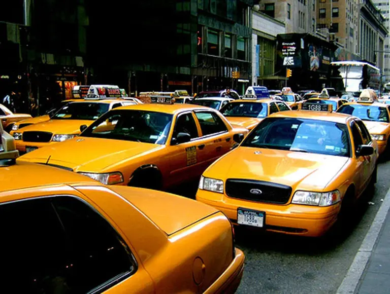 ¿Cuánto hay que pagar por la licencia de un taxi amarillo en Nueva York?