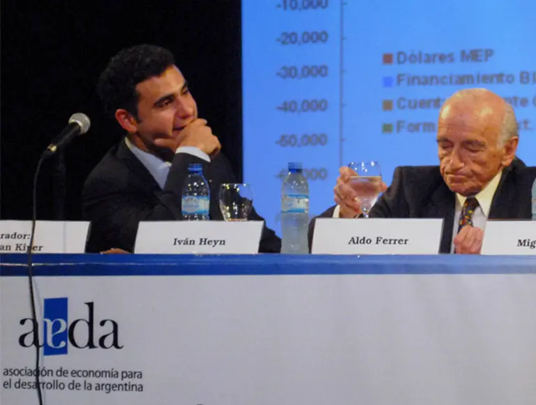 Quién era el economista estrella de La Cámpora que murió en Uruguay