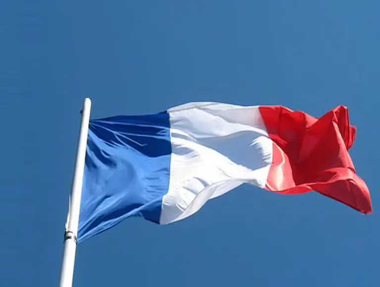 Francia ahorró 38.000 millones de euros por la baja de la tasa de interés de su deuda