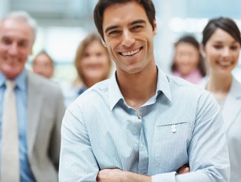 ¿Cuáles son las ocho cualidades que definen un lí­der carismático?