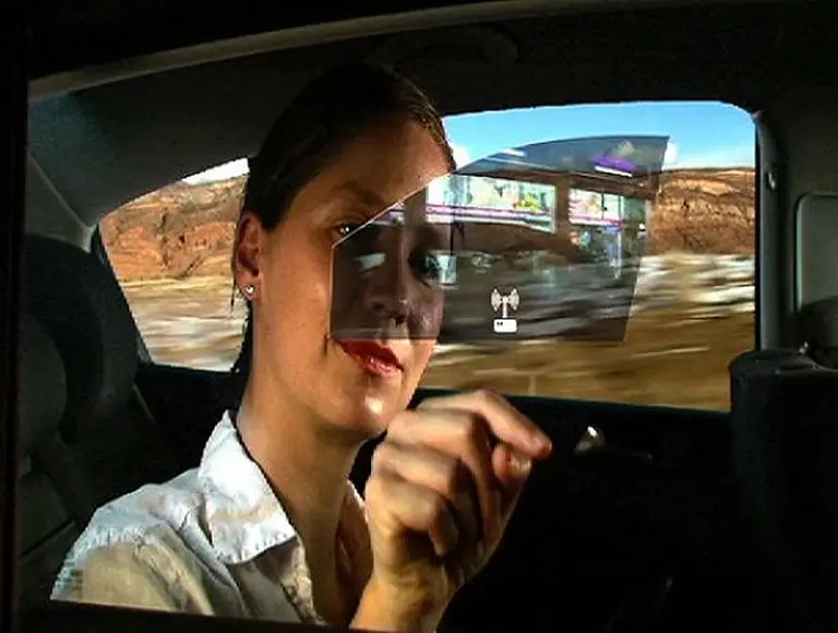 GM desarrolla un proyecto para convertir las ventanas del auto en pantallas interactivas