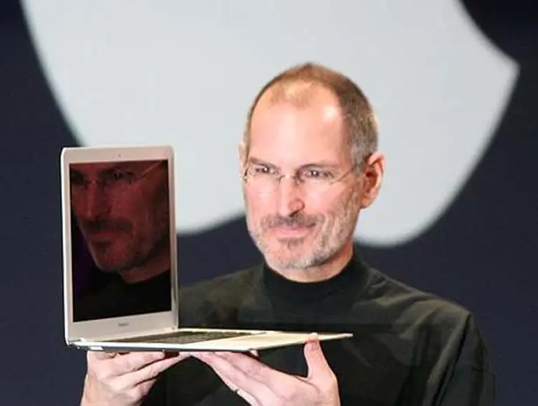 Steve Jobs no creí­a en las Mac para el ámbito laboral
