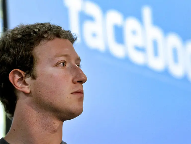 Facebook podrí­a presentar su propio "smartphone" el próximo 4 de abril