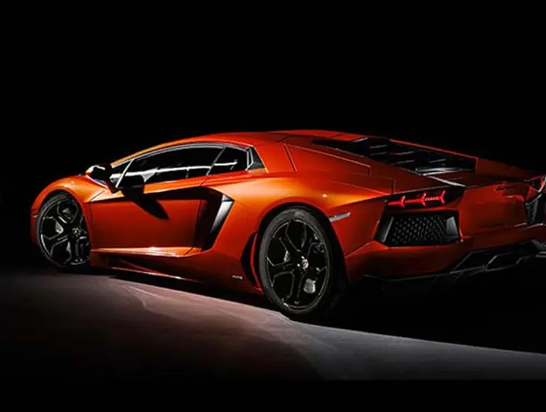 Un Lamborghini de 350.000 euros, el auto "regalito" de Ronaldo por su cumpleaños