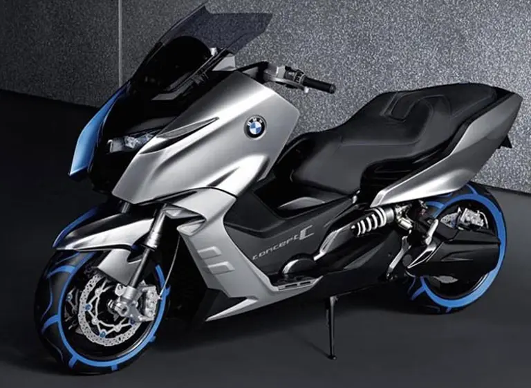 BMW se mete en el negocio de los scooters y lanza sus primeros modelos