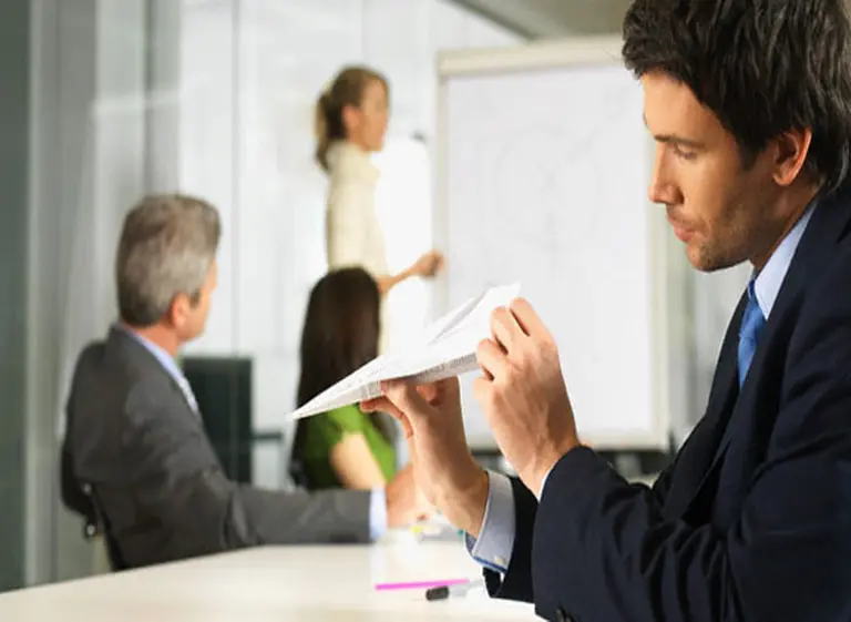 ¿Cómo volver a conectarse emocionalmente con el trabajo?