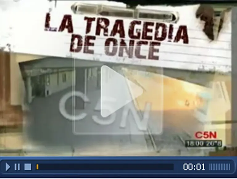 Las impactantes imágenes del accidente en Once