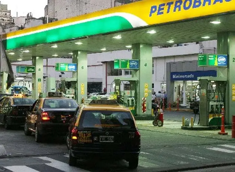 Petrobras: en Brasil prometen ayuda, pero advierten que no tolerarán presiones de Argentina