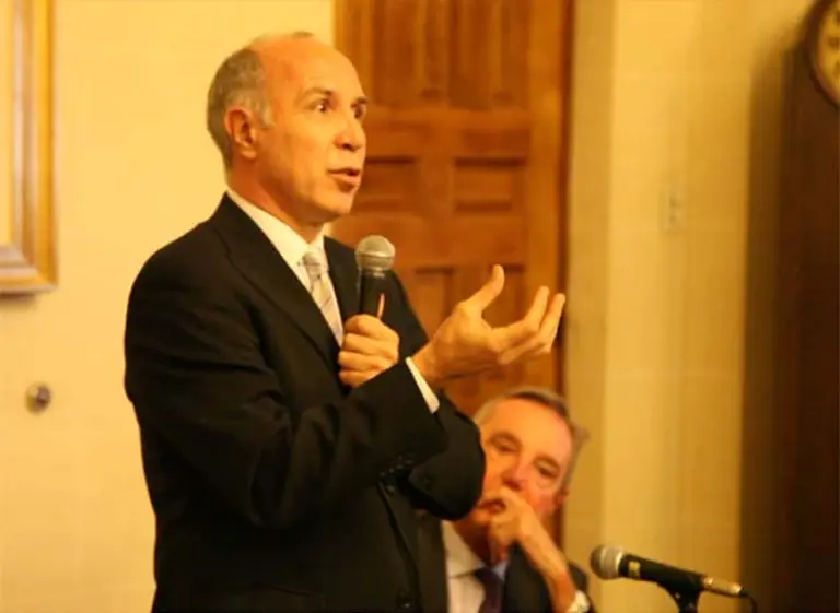 Para el titular de la Corte, el proyecto de Código Civil "protege el derecho de propiedad"