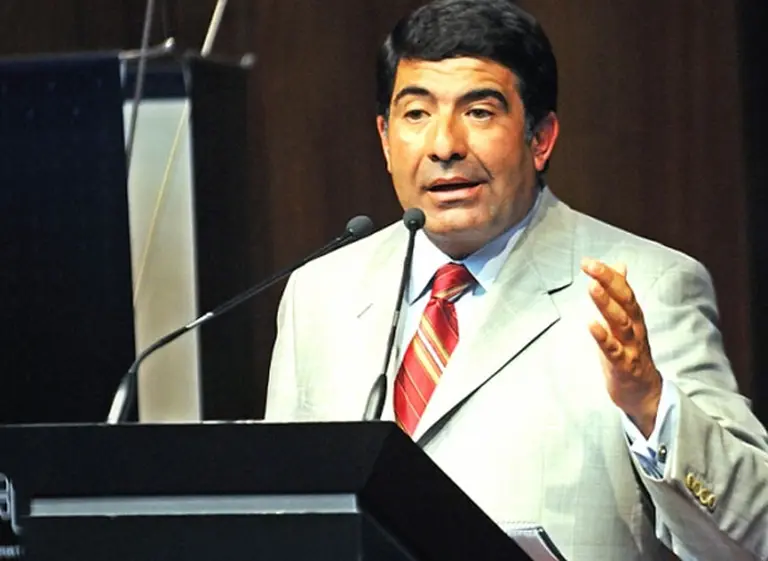 Echegaray y el recargo a compras con tarjeta: "Preferimos que veraneen en el paí­s"