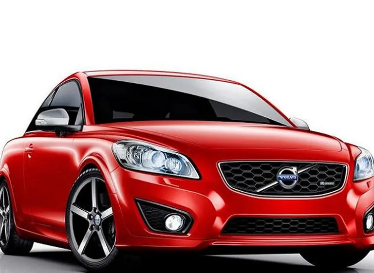 Volvo presentó el C30 R-Design y confirmó la llegada del V40