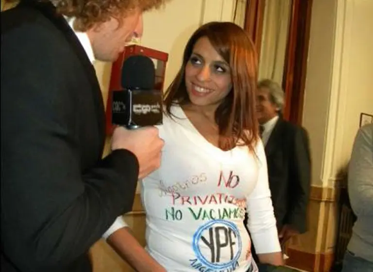 Donda llamó la atención en Diputados con la "remera de YPF"