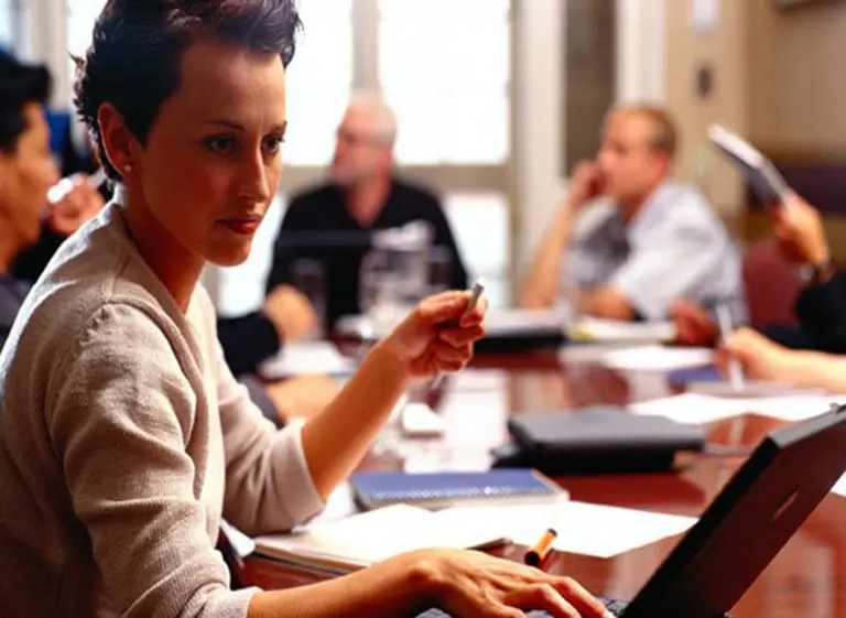 En el paí­s, apenas tres de cada diez puestos directivos son ocupados por mujeres