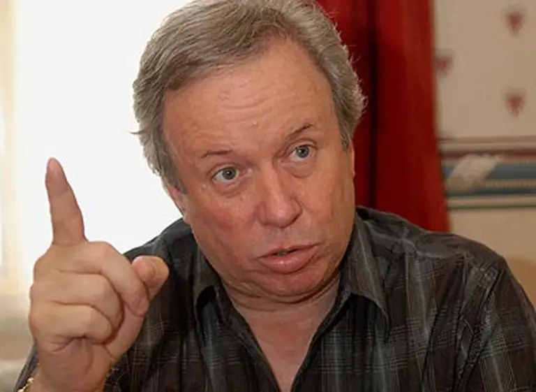 El gobernador de Santa Cruz pide que se investigue la denuncia de lavado