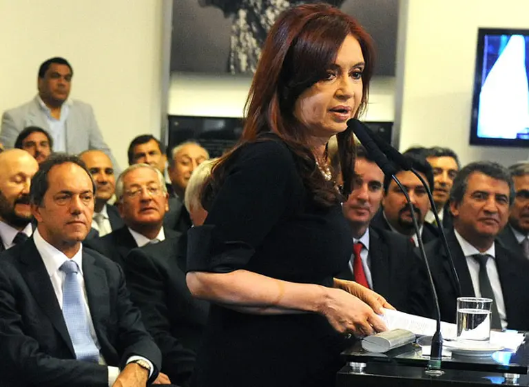 La Presidenta, a los chistes con Aní­bal Fernández: "¿Qué tomaste? ¿Vivarachol?"