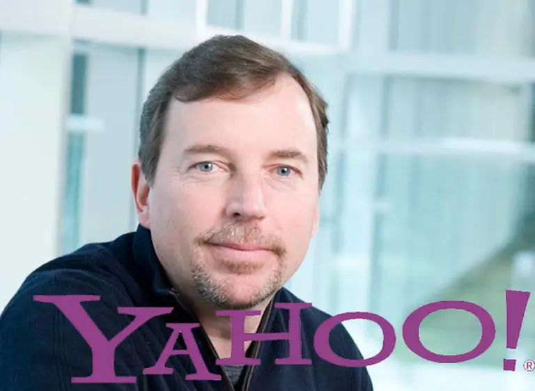 Renunció el CEO de Yahoo tras mentir en su CV