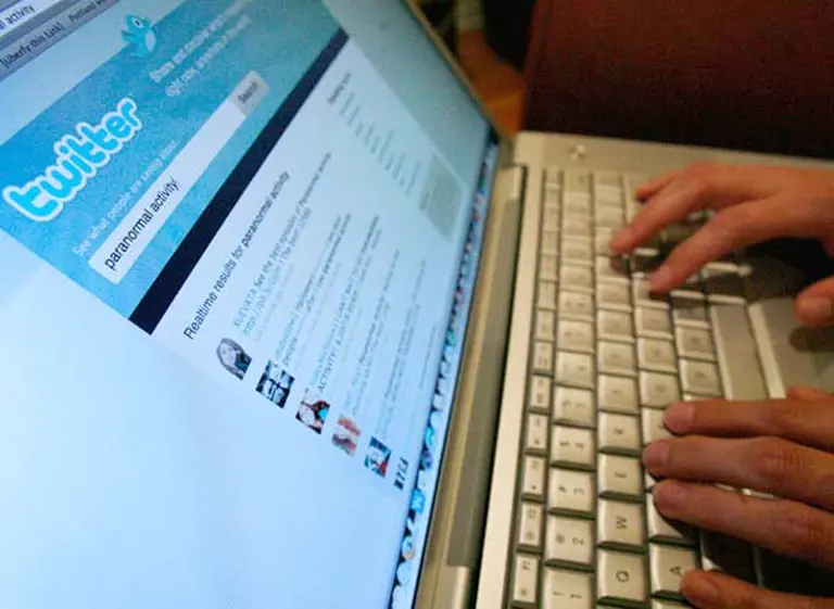 "Hackean" Twitter y exponen las contraseñas de 55.000 usuarios