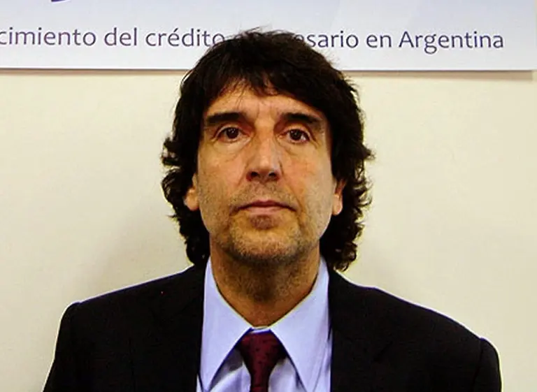 Melconian: "El mercado paralelo de divisas se debe 100% a la inconsistencia del programa"