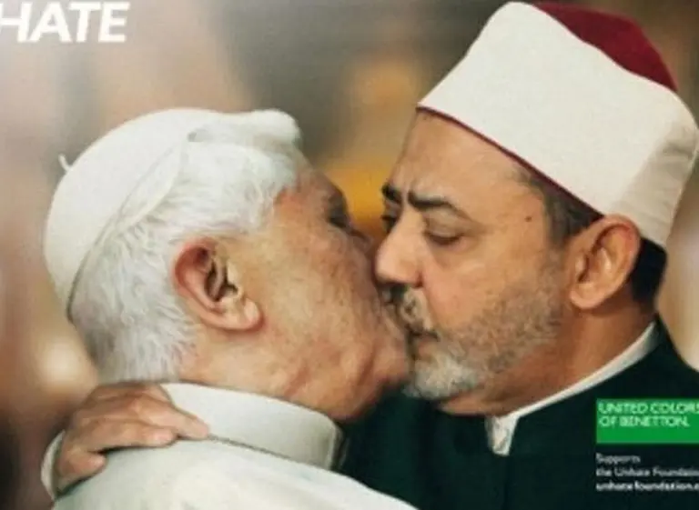Donación y disculpas de por medio, se cierra la batalla legal entre el Vaticano y Benetton por la polémica campaña Unhate