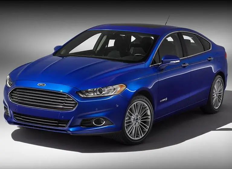 Ford expande el uso de tecnologí­as eficientes con el sistema Auto Start Stop
