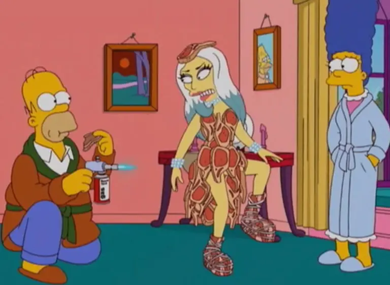 Lady Gaga lleva su "excentricidad" a Springfield y conquista a Los Simpsons