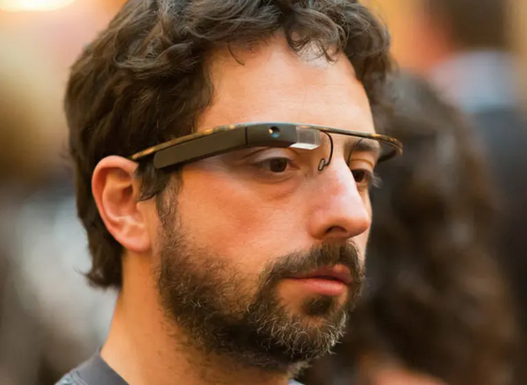 Las gafas de realidad aumentada de Google llegarán en unos meses
