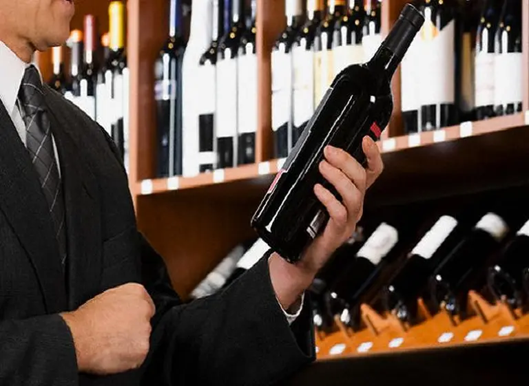 Negocio difí­cil: el último año cerraron 40 vinotecas y alertan que habrá más bajas en los próximos meses