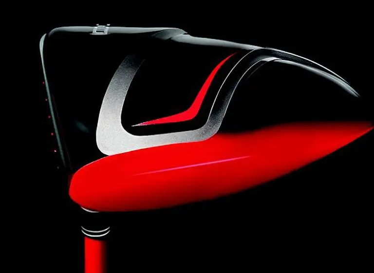 Ferrari pone su sello a una lí­nea de ropa y accesorios exclusivos para el golf