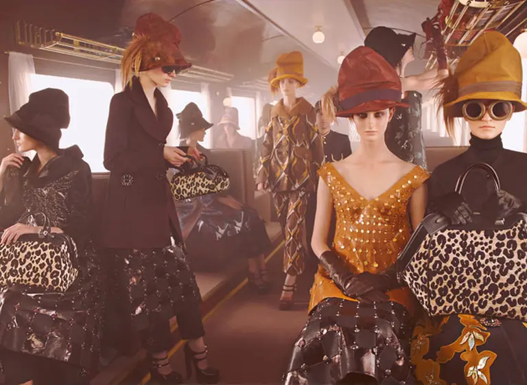 Una modelo argentina se luce en la nueva campaña Otoño/Invierno de Louis Vuitton