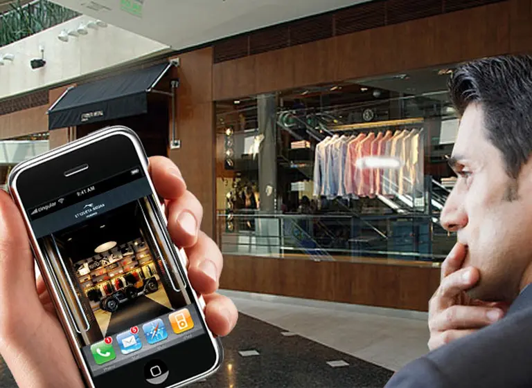 Ni floreros ni raros escondites: ahora los espí­as se llevan en el celular