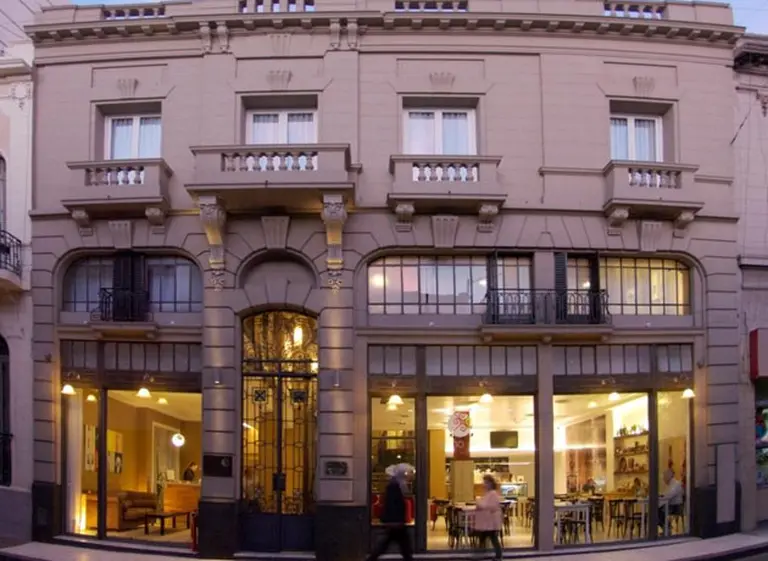 "Patios de San Telmo": un hotel eco urbano que revive el espí­ritu del conventillo porteño