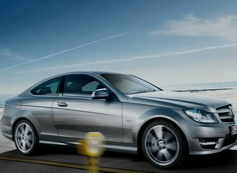 Mercedes Benz achica los precios con una versión de entrada de gama del Clase C