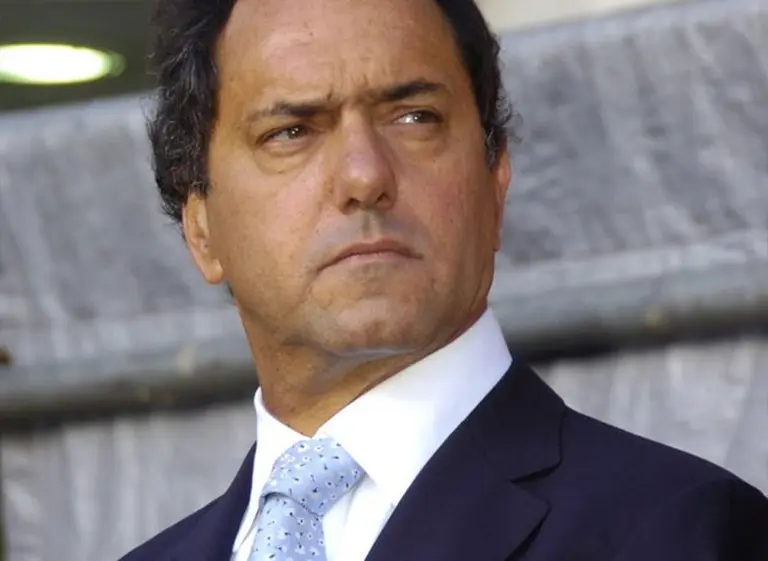 Finalmente, Daniel Scioli pagará el aguinaldo desdoblado en dos cuotas